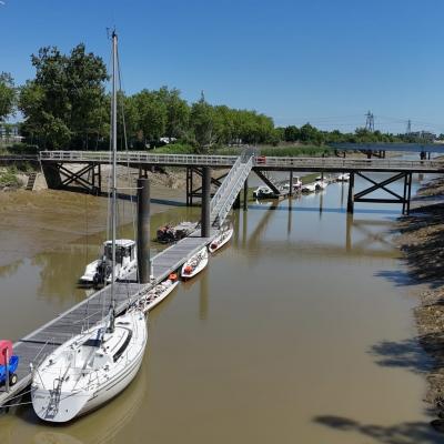 Les 3 yoles au port de Cordemais